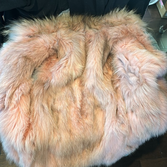 Stunning distressed denim jacket lined in long pink real fur size small - Picture 5 of 5